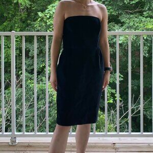 Club Monaco Elegant Black Velvet Strapless Dress Size 6
